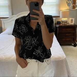 Cute vintage back and white floral shirt